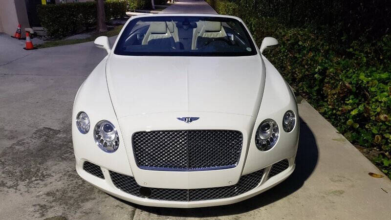 2015 Bentley Continental GT Base photo 19