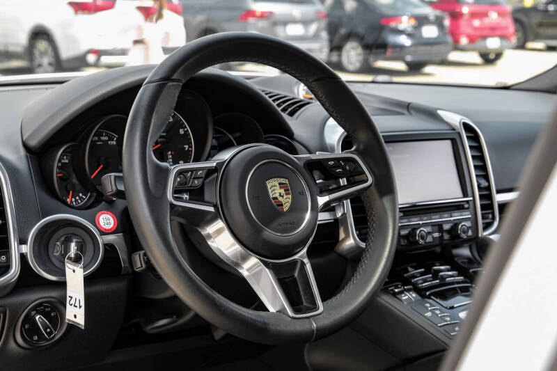 2016 Porsche Cayenne