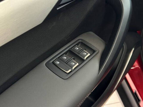 2025 VinFast VF8 Plus