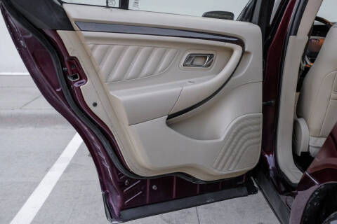 2019 Ford Taurus Limited