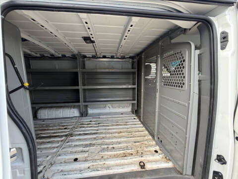 2019 Nissan NV 2500 HD S