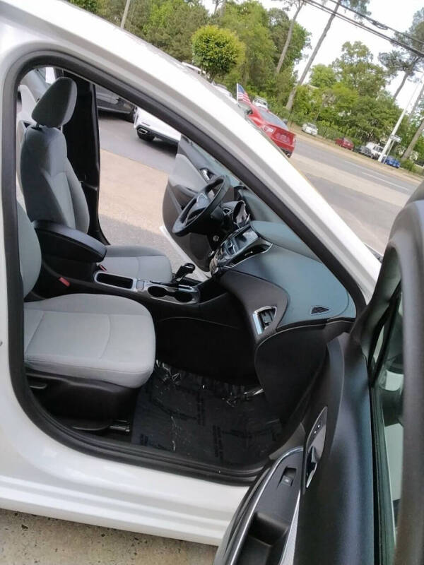 2019 Chevrolet Cruze LS
