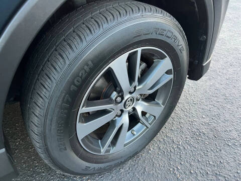 2017 Toyota RAV4 XLE