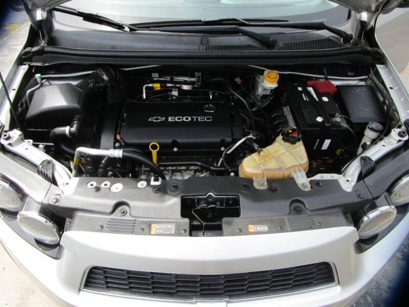 2013 Chevrolet Sonic LS Auto