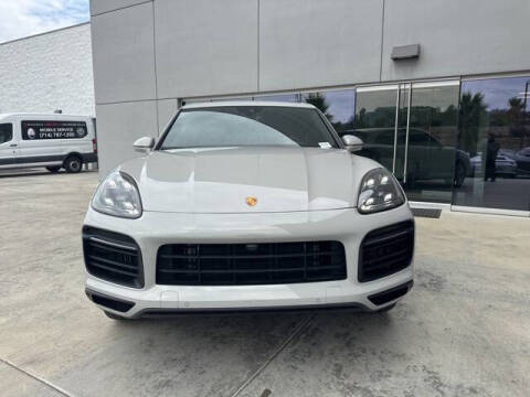 2022 Porsche Cayenne Platinum Edition