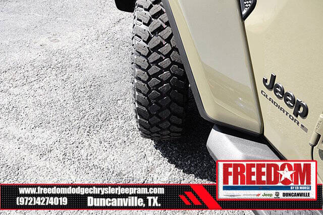 2025 Jeep Gladiator High Tide