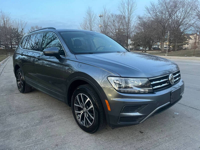 2019 Volkswagen Tiguan for sale at Denali Motors in Addison IL