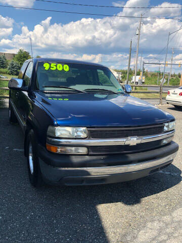 2000 Chevrolet Silverado 1500 for sale at Cool Breeze Auto in Breinigsville PA