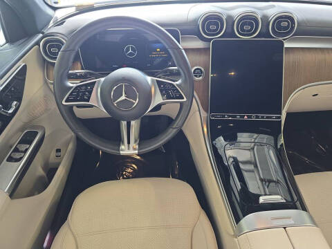 2023 Mercedes-Benz GLC GLC 300