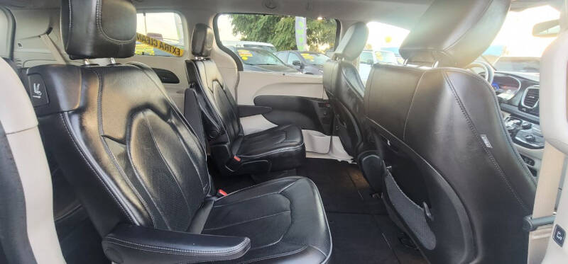 2020 Chrysler Pacifica Limited