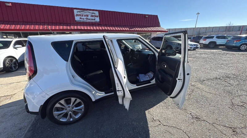 2016 Kia Soul +