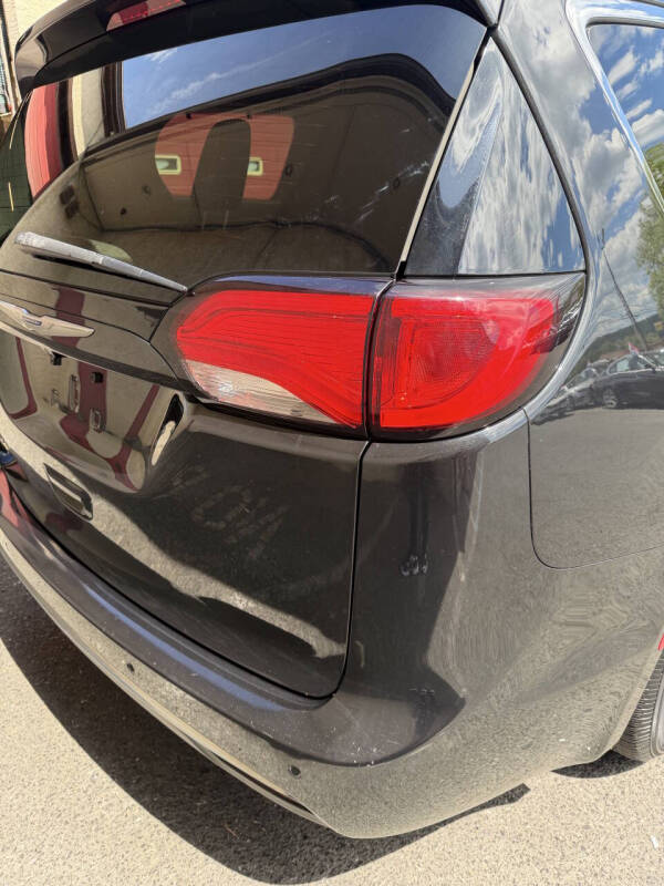 2018 Chrysler Pacifica Touring L