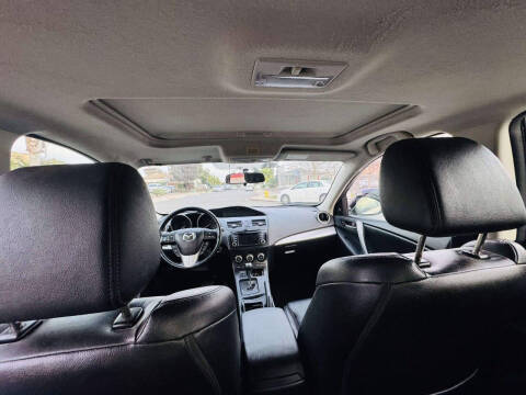 2013 Mazda MAZDA3 i Grand Touring