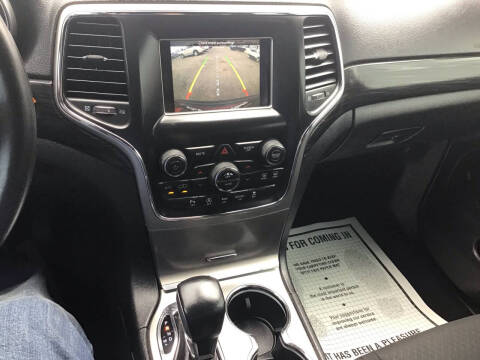 2019 Jeep Grand Cherokee Laredo