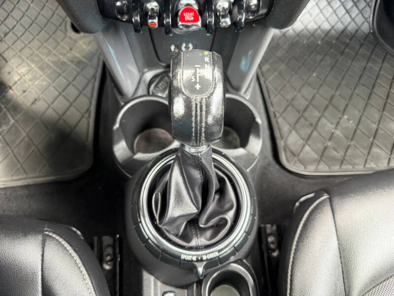 2015 MINI Hardtop 4 Door Cooper