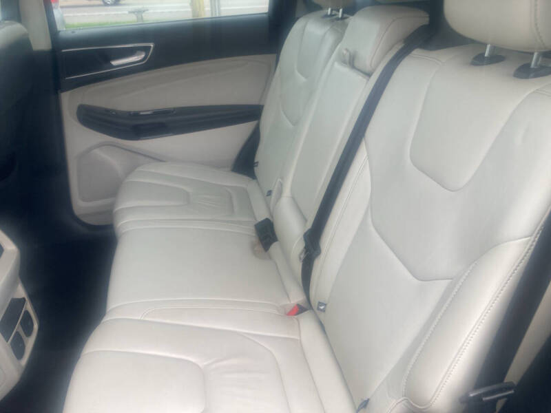2016 Ford Edge Titanium