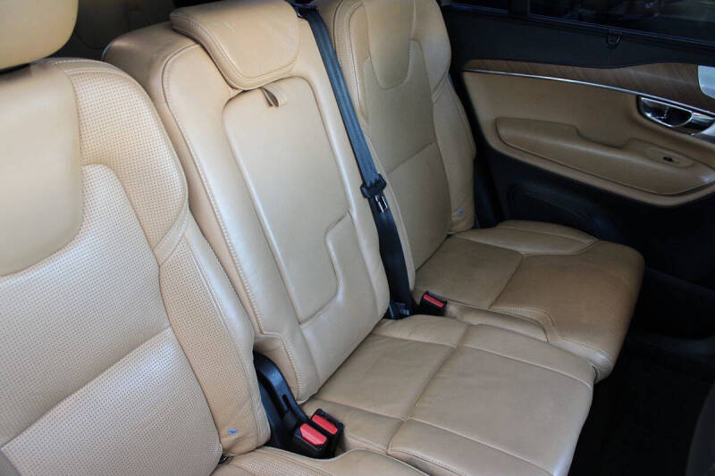 2016 Volvo XC90 T6 Inscription