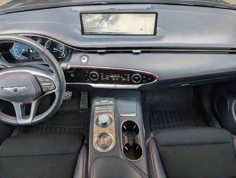 2023 Genesis GV70 2.5T Standard