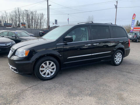 2016 Chrysler Town and Country for sale at Universal Auto Sales in Salem OR