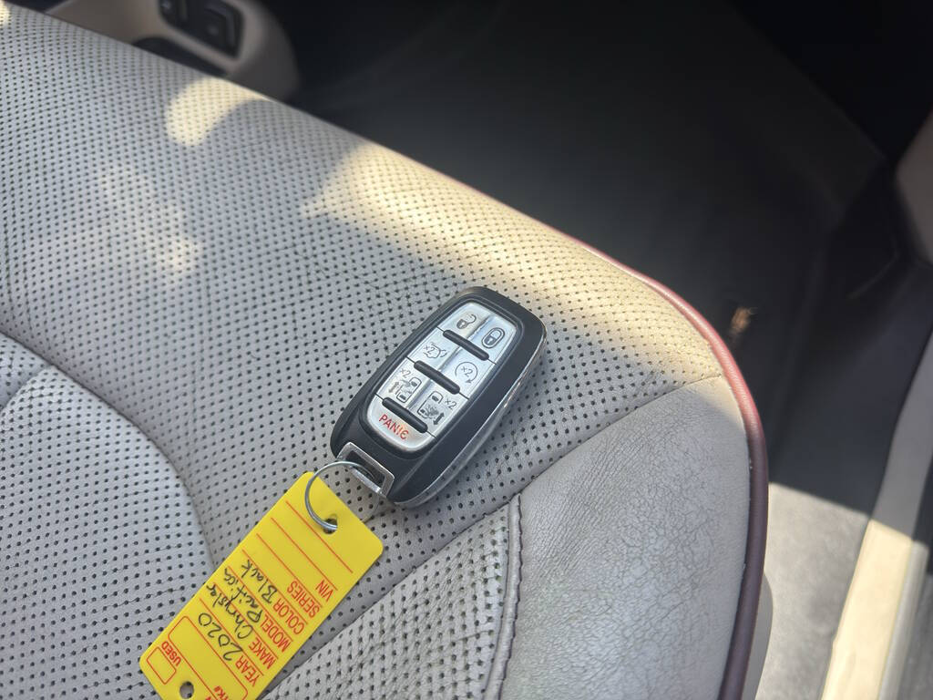 2020 Chrysler Pacifica 64