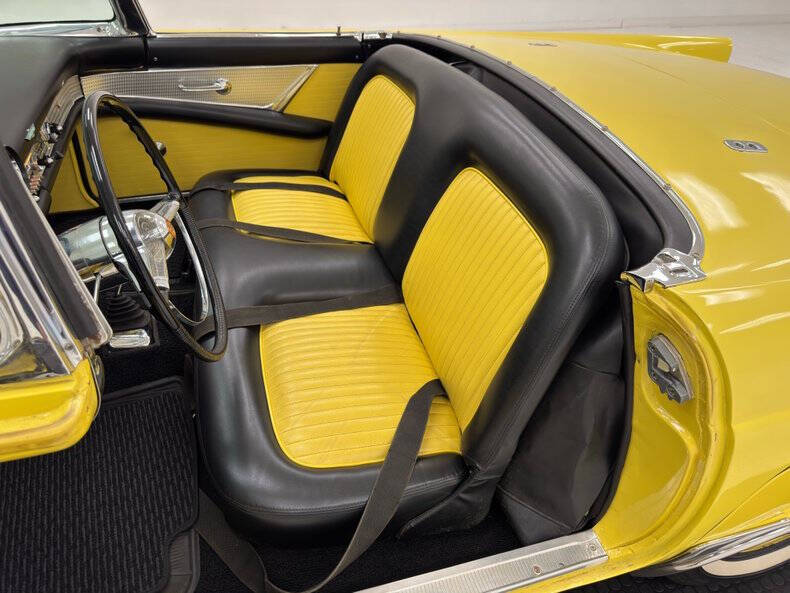 1955 Ford Thunderbird