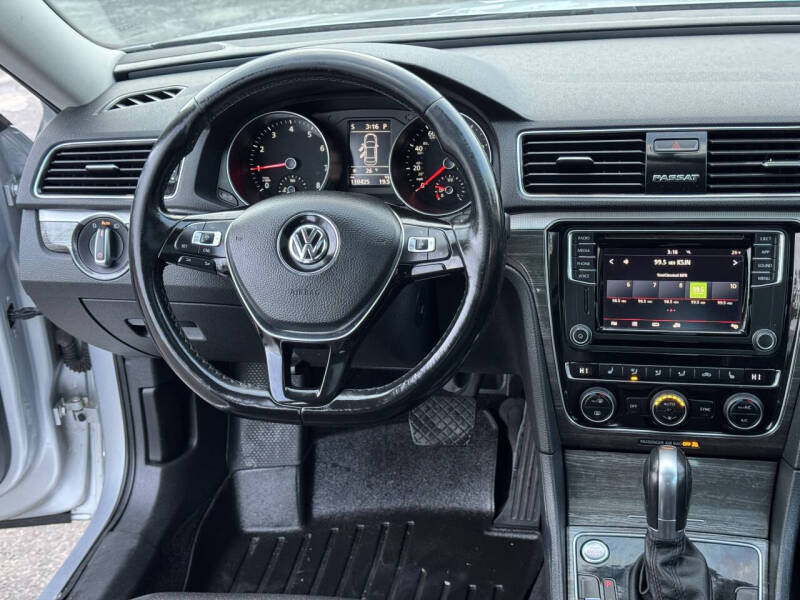 2018 Volkswagen Passat 2.0T SE