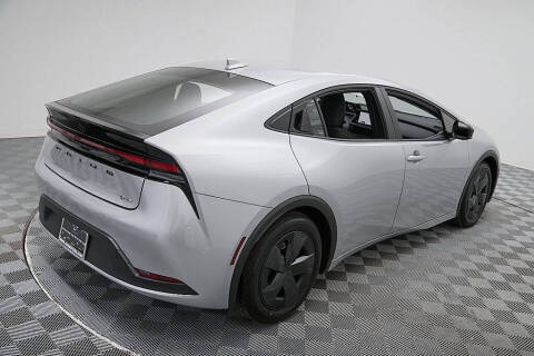 2025 Toyota Prius LE