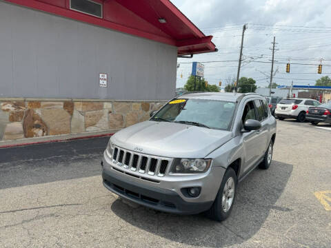 2015 Jeep Compass for sale at Drive Max Auto Sales in Warren MI