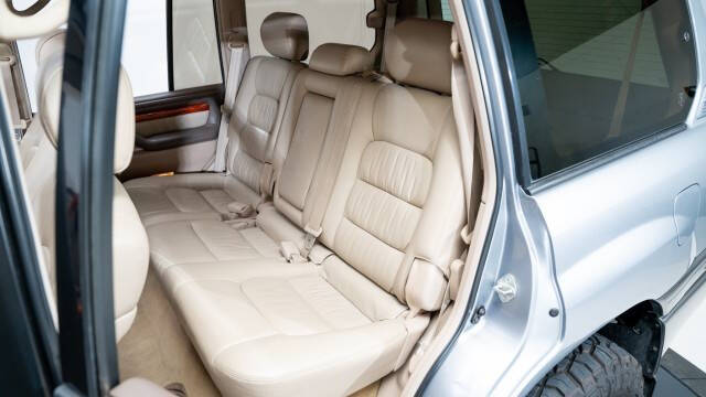 2001 Lexus LX 470