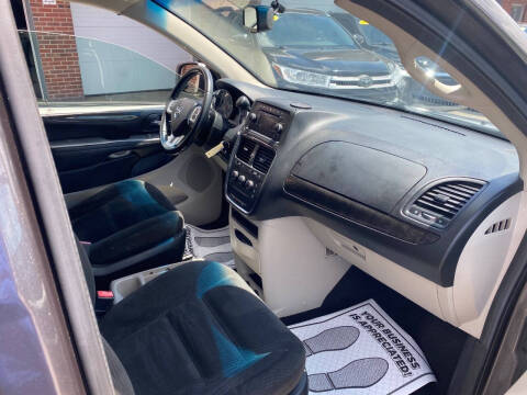 2015 Dodge Grand Caravan SE