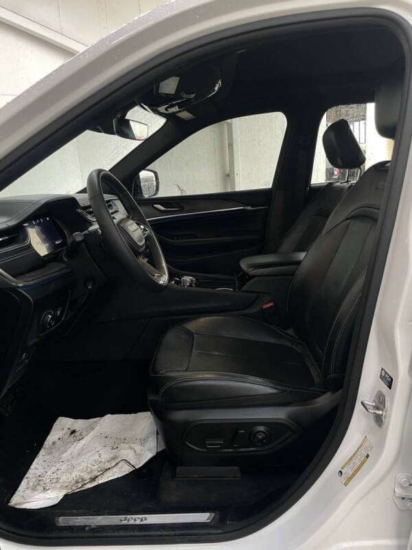 2023 Jeep Grand Cherokee Overland