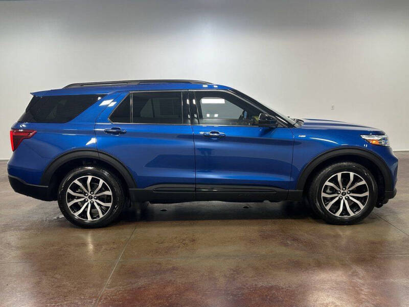 2022 Ford Explorer ST-Line