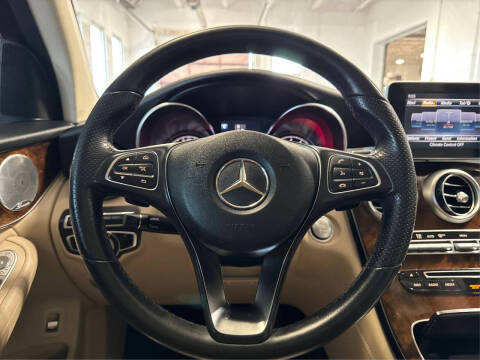 2019 Mercedes-Benz GLC GLC 300