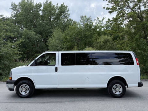 2024 Chevrolet Express LT 3500
