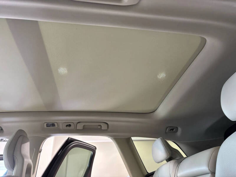 2019 Volvo XC60 T5 Momentum