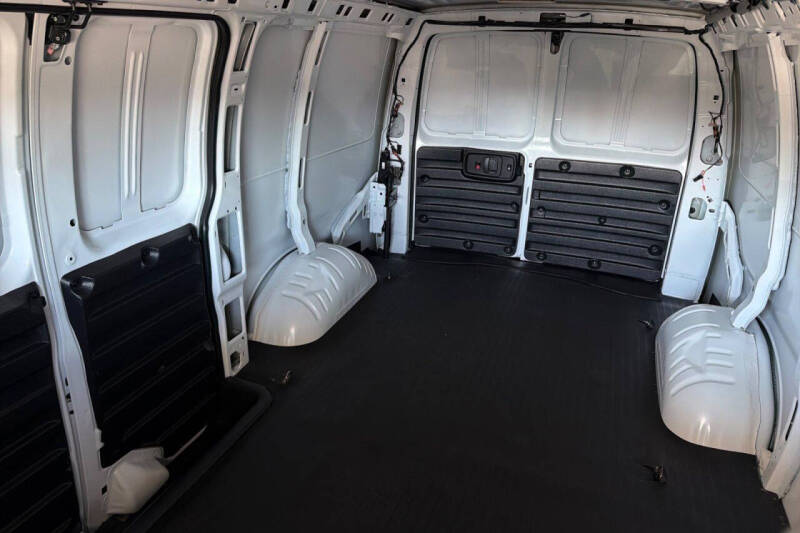 2026 Chevrolet Express 2500