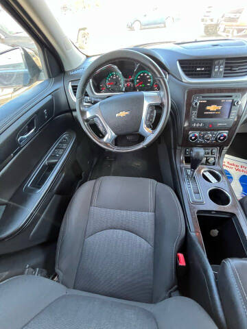 2017 Chevrolet Traverse LT