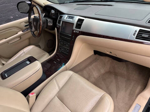 2013 Cadillac Escalade Luxury