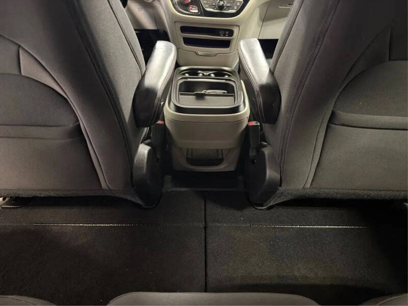 2020 Chrysler Pacifica Touring