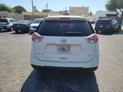 2016 Nissan Rogue SV