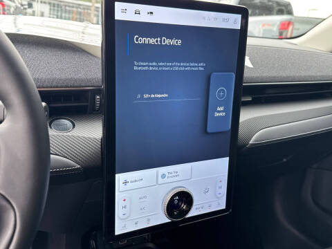 2025 Ford Mustang Mach-E Premium