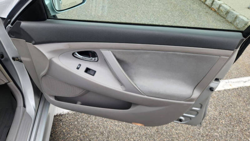 2007 Toyota Camry LE