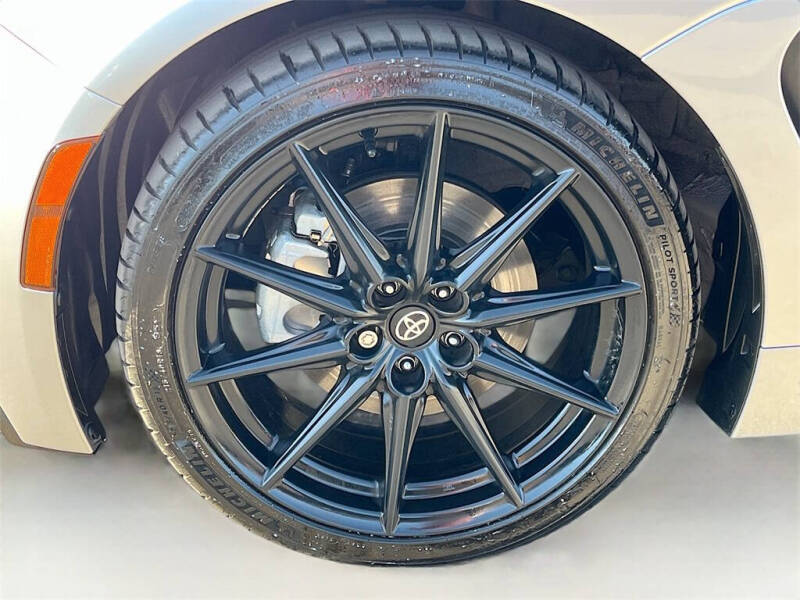 2023 Toyota GR86 Premium