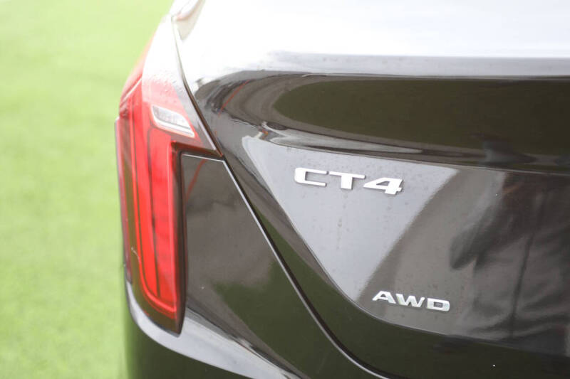 2023 Cadillac CT4 Premium Luxury