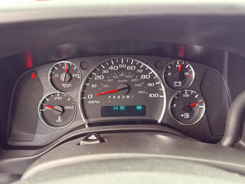 2025 Chevrolet Express 2500