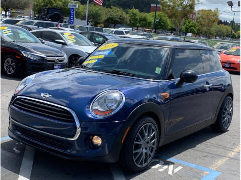 2018 MINI Hardtop 2 Door for sale at AutoDeals in Hayward CA