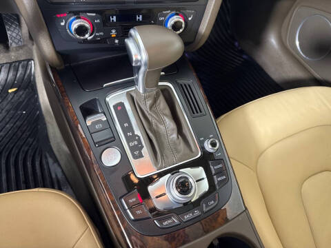 2016 Audi A4 2.0T quattro Premium Plus