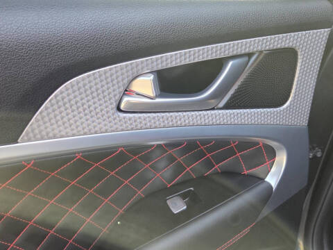 2023 Genesis G70