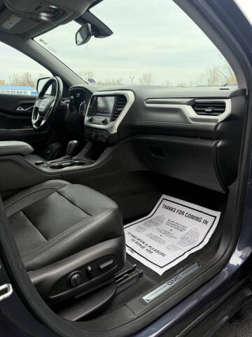 2019 GMC Acadia SLT-1