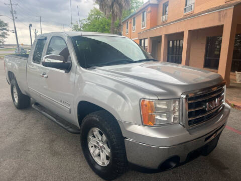 2013 GMC Sierra 1500 for sale at SPEEDWAY MOTORS in Alexandria LA